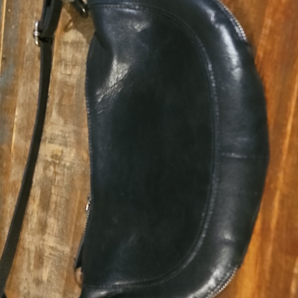 Latico Crosby Leather Sling Bag - Picture 5 of 12